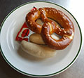 Zeller mit Breze und Weißwurst